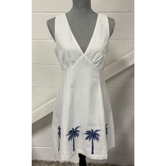 MINKPINK Isadora Embroidered Palm Midi Dress Sleeveless V-Neck White Medium NWT - Picture 1 of 13